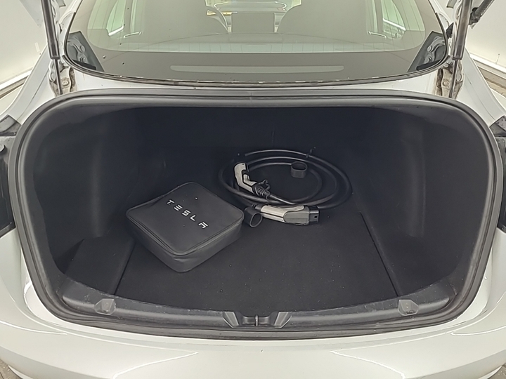 Foto 6 van Tesla Model 3