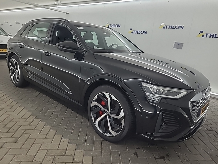Foto 3 van Audi Q8