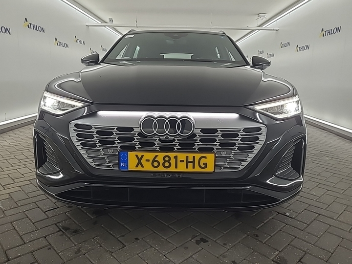 Foto 20 van Audi Q8