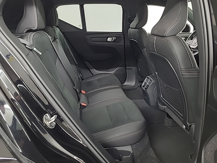 Foto 8 van Volvo EX40