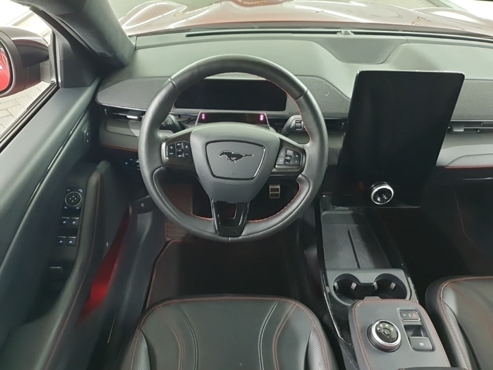 Foto 8 van Ford Mustang