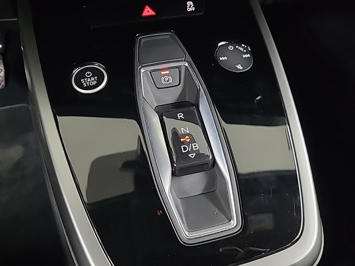 Foto 13 van Audi Q4 e-tron
