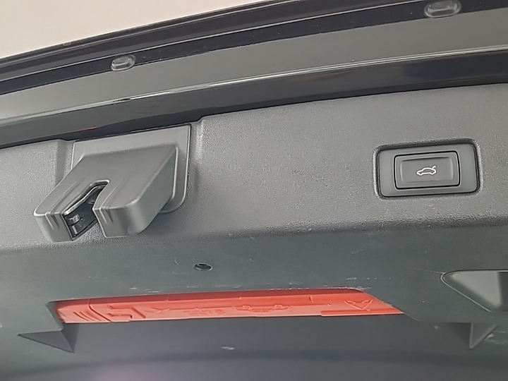 Foto 18 van Audi Q4 e-tron