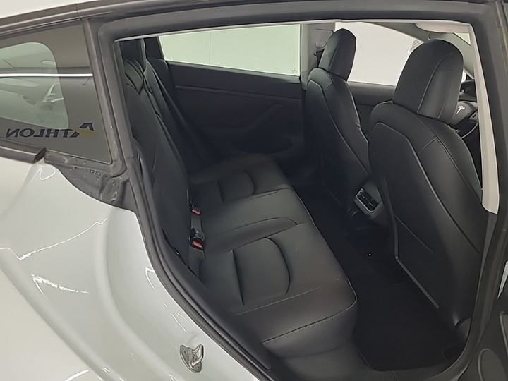 Foto 8 van Tesla Model 3