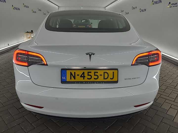 Foto 17 van Tesla Model 3