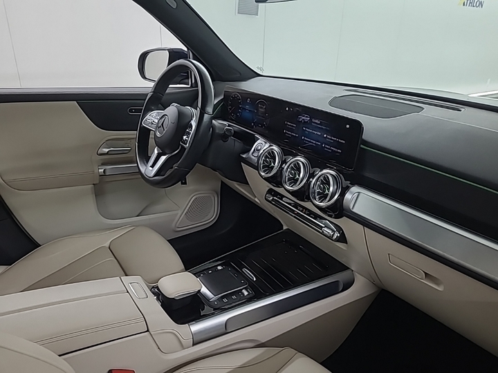 Foto 7 van Mercedes EQB