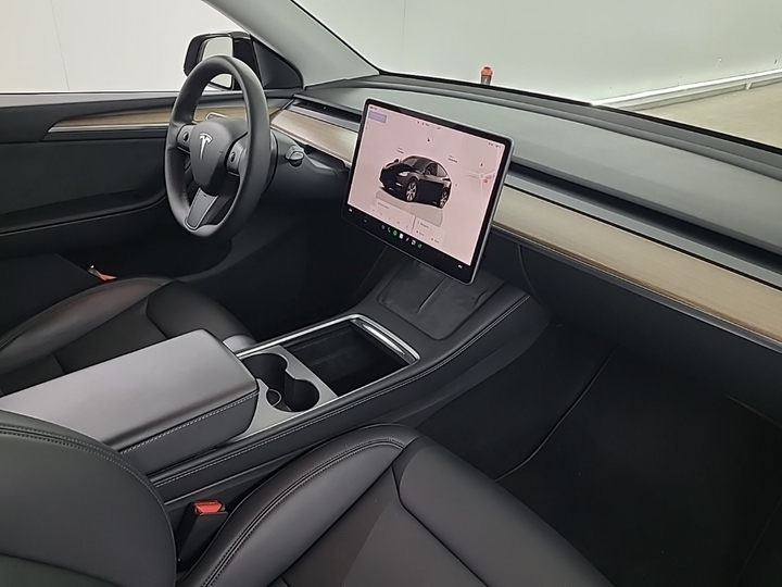 Foto 3 van Tesla Model Y