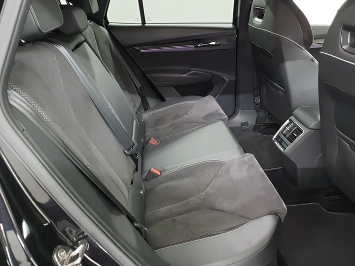 Photo 8 of Skoda Enyaq