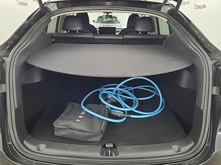 Foto 4 van Tesla Model Y