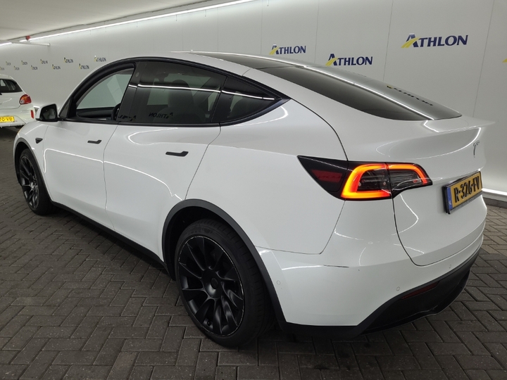 Foto 5 van Tesla Model Y
