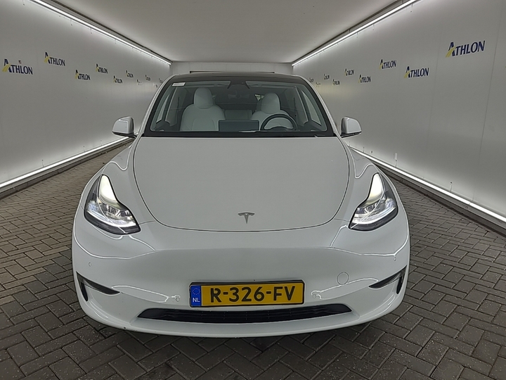 Foto 16 van Tesla Model Y