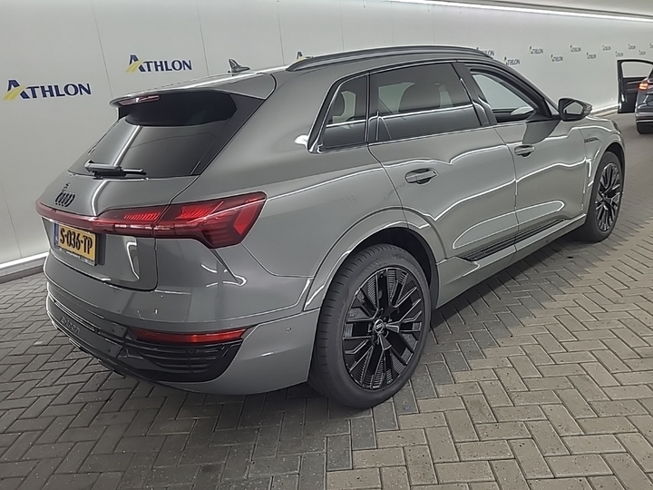 Foto 4 van Audi Q8