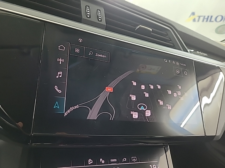 Foto 11 van Audi Q8