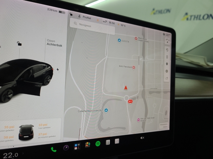 Photo 9 of Tesla Model 3