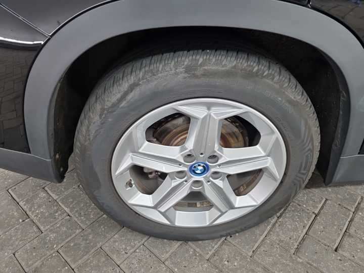 Foto 17 van BMW ix1