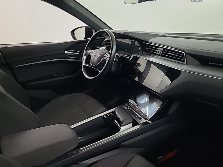 Foto 6 van Audi e-tron