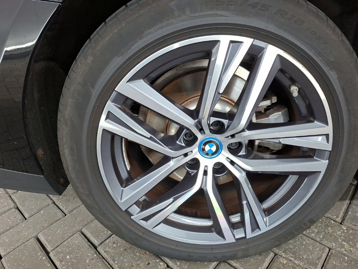 Foto 19 van BMW i4