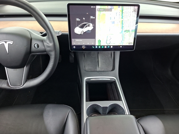 Foto 11 van Tesla Model 3