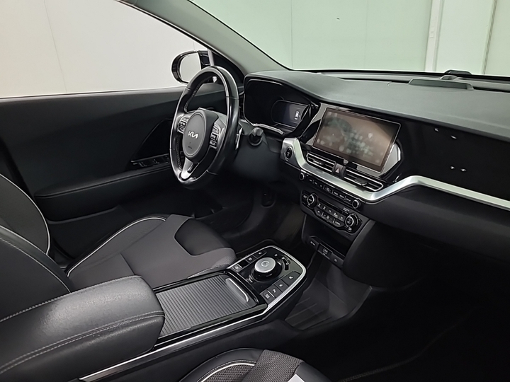 Foto 7 van Kia Niro