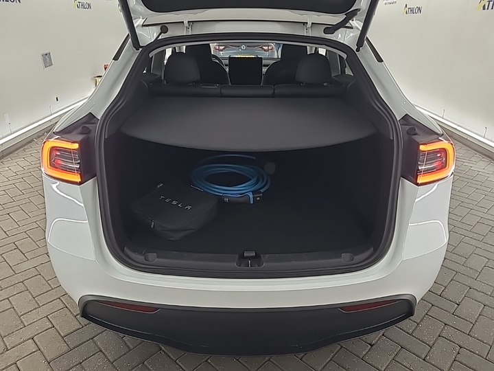 Foto 6 van Tesla Model Y
