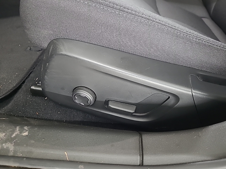 Photo 17 of Polestar 2