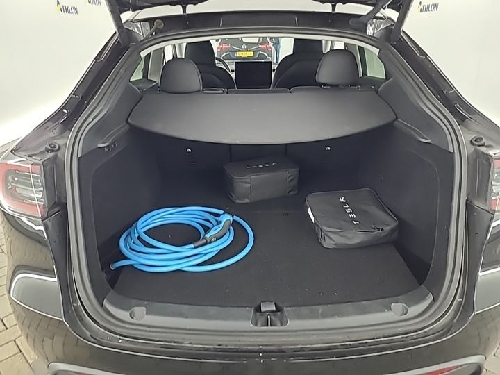 Foto 5 van Tesla Model Y