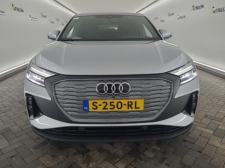 Foto 15 van Audi Q4 Sportback e-tron