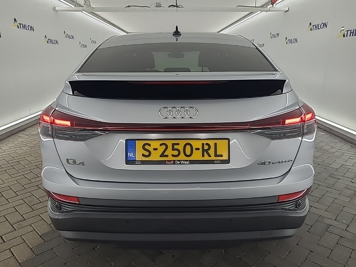 Foto 16 van Audi Q4 Sportback e-tron
