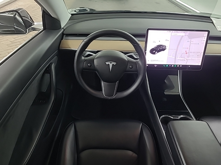 Foto 9 van Tesla Model 3