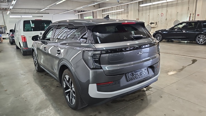 Foto 4 van Ford Explorer EV