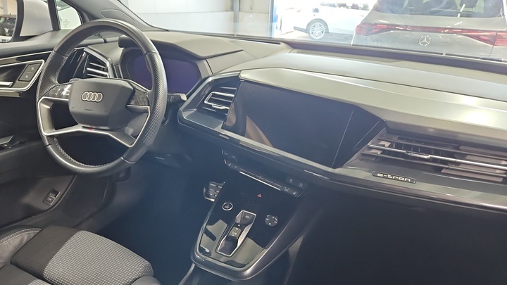 Foto 7 van Audi Q4 e-tron