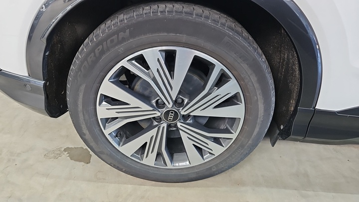 Foto 11 van Audi Q4 e-tron