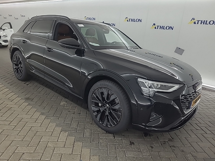 Foto 3 van Audi Q8
