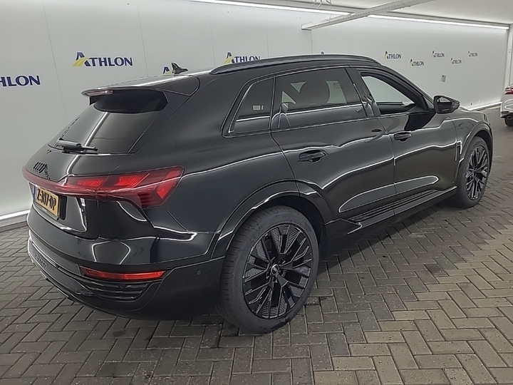 Foto 4 van Audi Q8