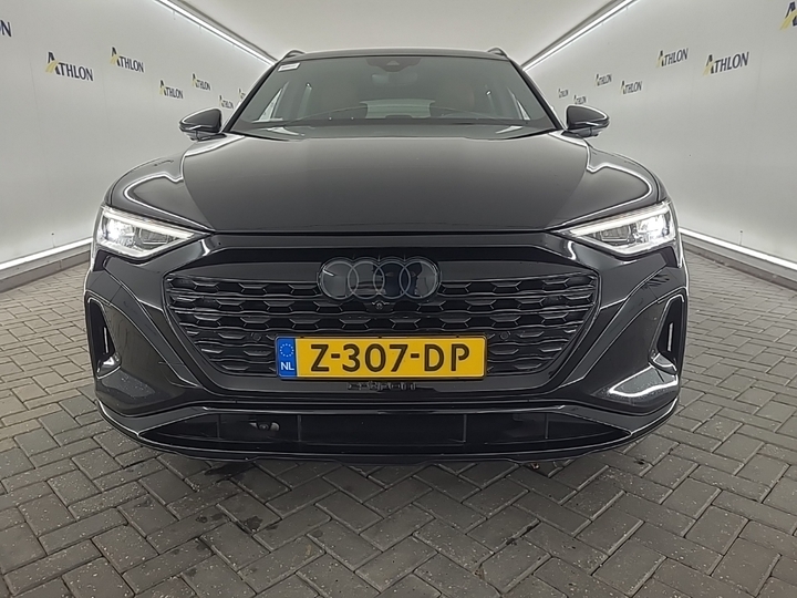 Foto 18 van Audi Q8