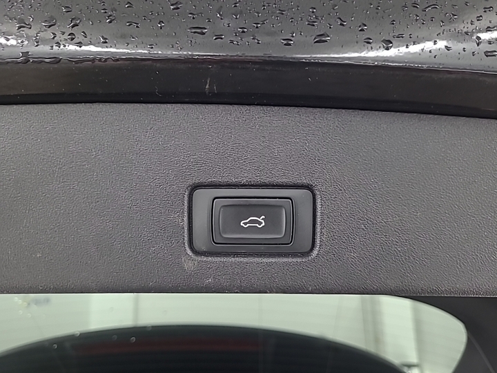 Foto 14 van Audi Q4 e-tron