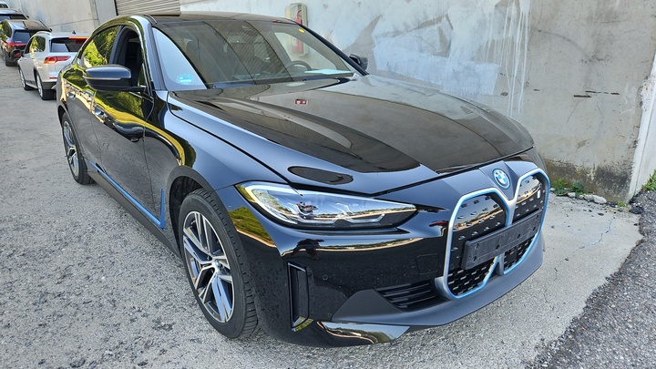 Foto 3 van BMW i4