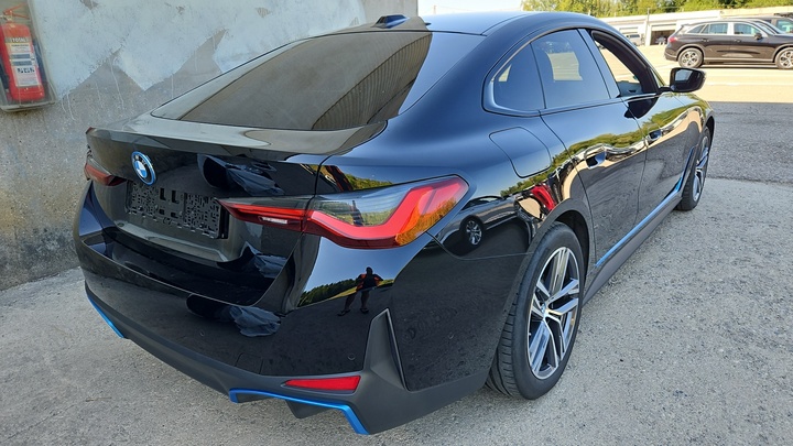 Foto 5 van BMW i4