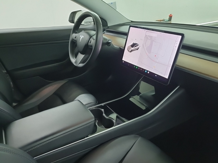 Foto 7 van Tesla Model 3