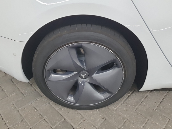 Foto 22 van Tesla Model 3