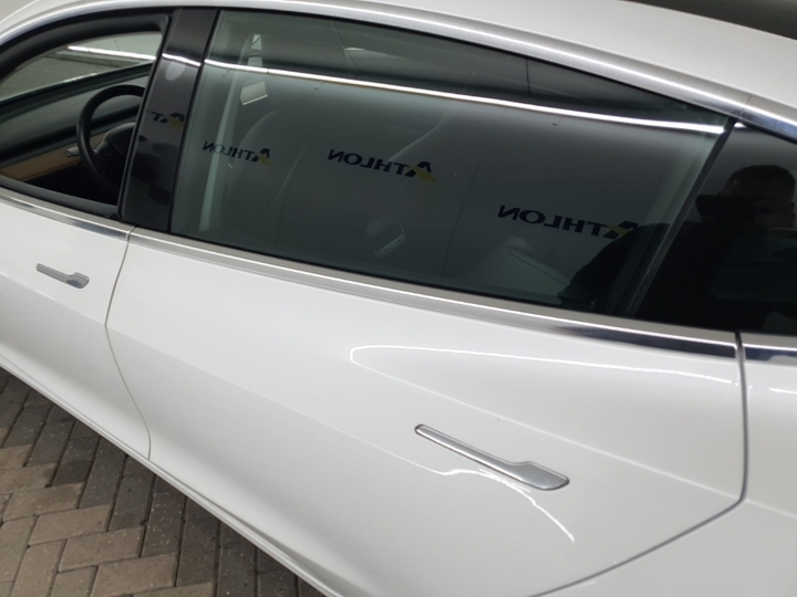 Foto 40 van Tesla Model 3