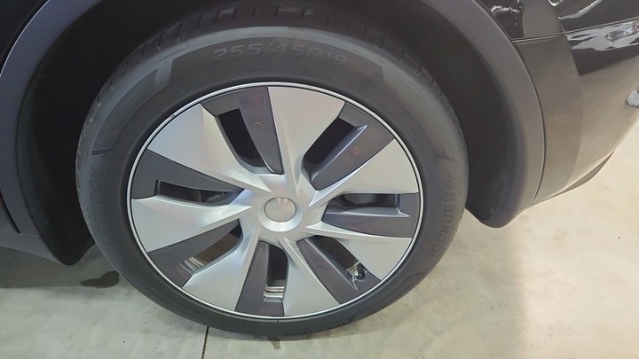 Foto 11 van Tesla Model Y