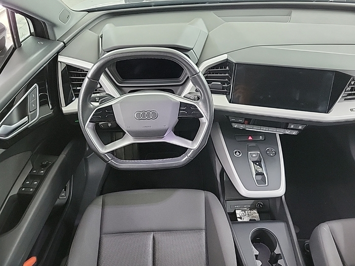 Foto 9 van Audi Q4 e-tron