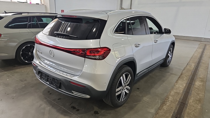 Foto 5 van Mercedes EQA