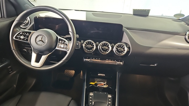 Foto 7 van Mercedes EQA
