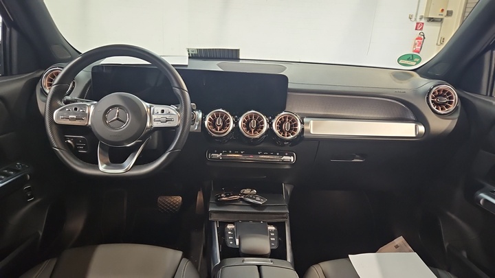 Foto 6 van Mercedes EQB