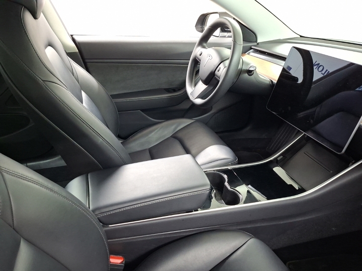 Foto 7 van Tesla Model 3