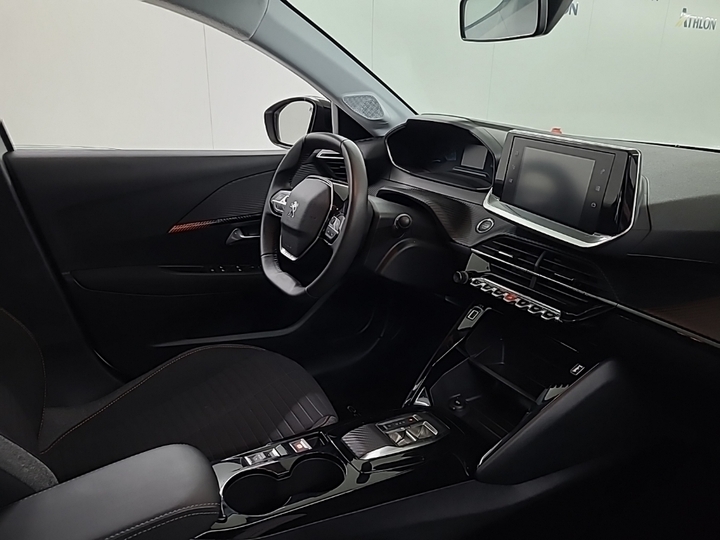 Foto 7 van Peugeot E-208