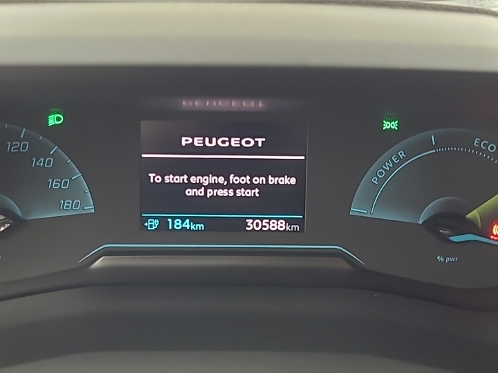 Foto 10 van Peugeot E-208