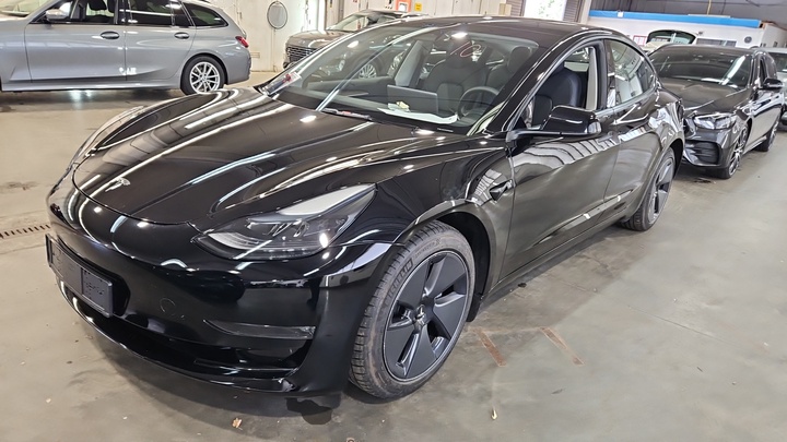 Foto 2 van Tesla Model 3